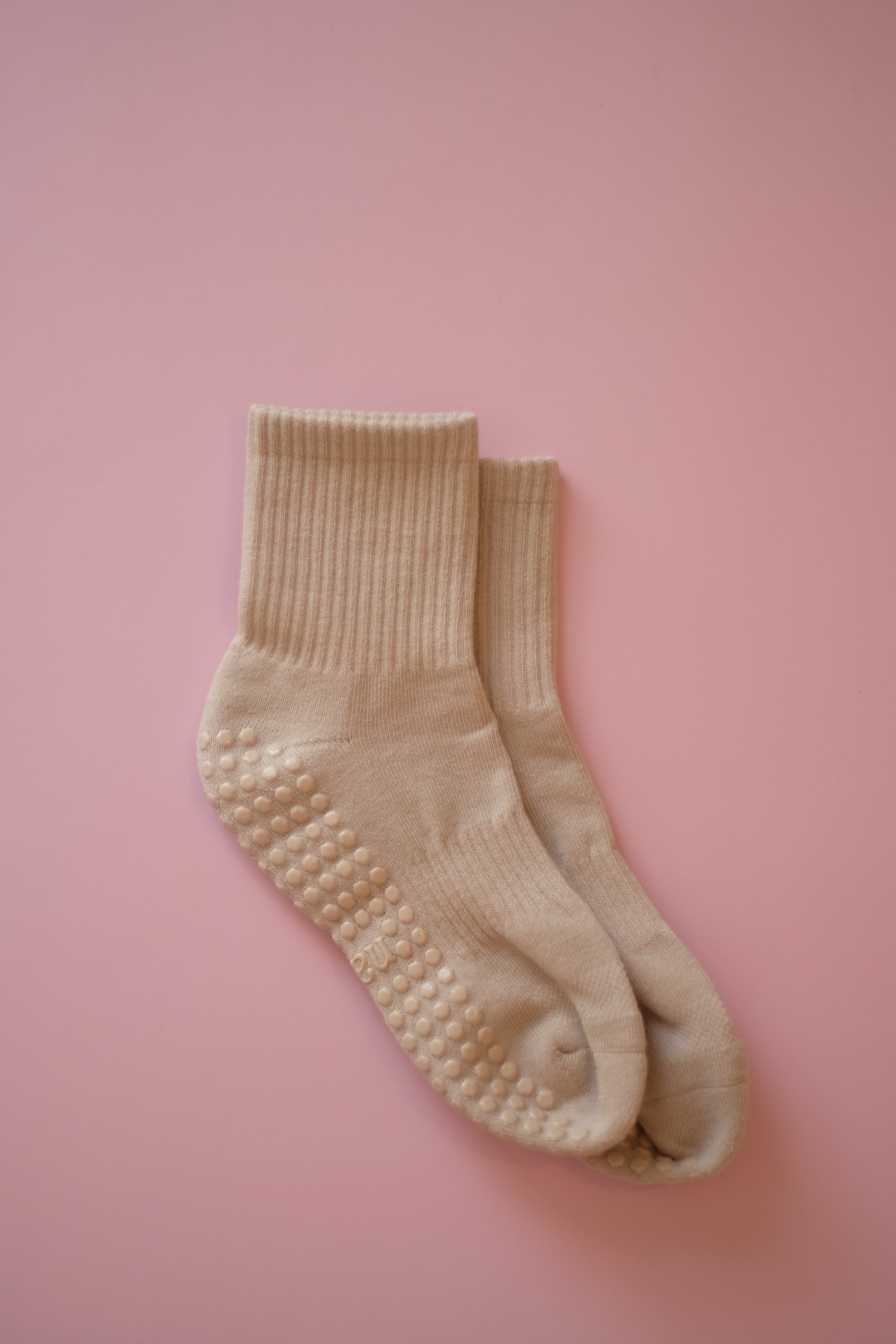 Essential Crew Grip Socks
