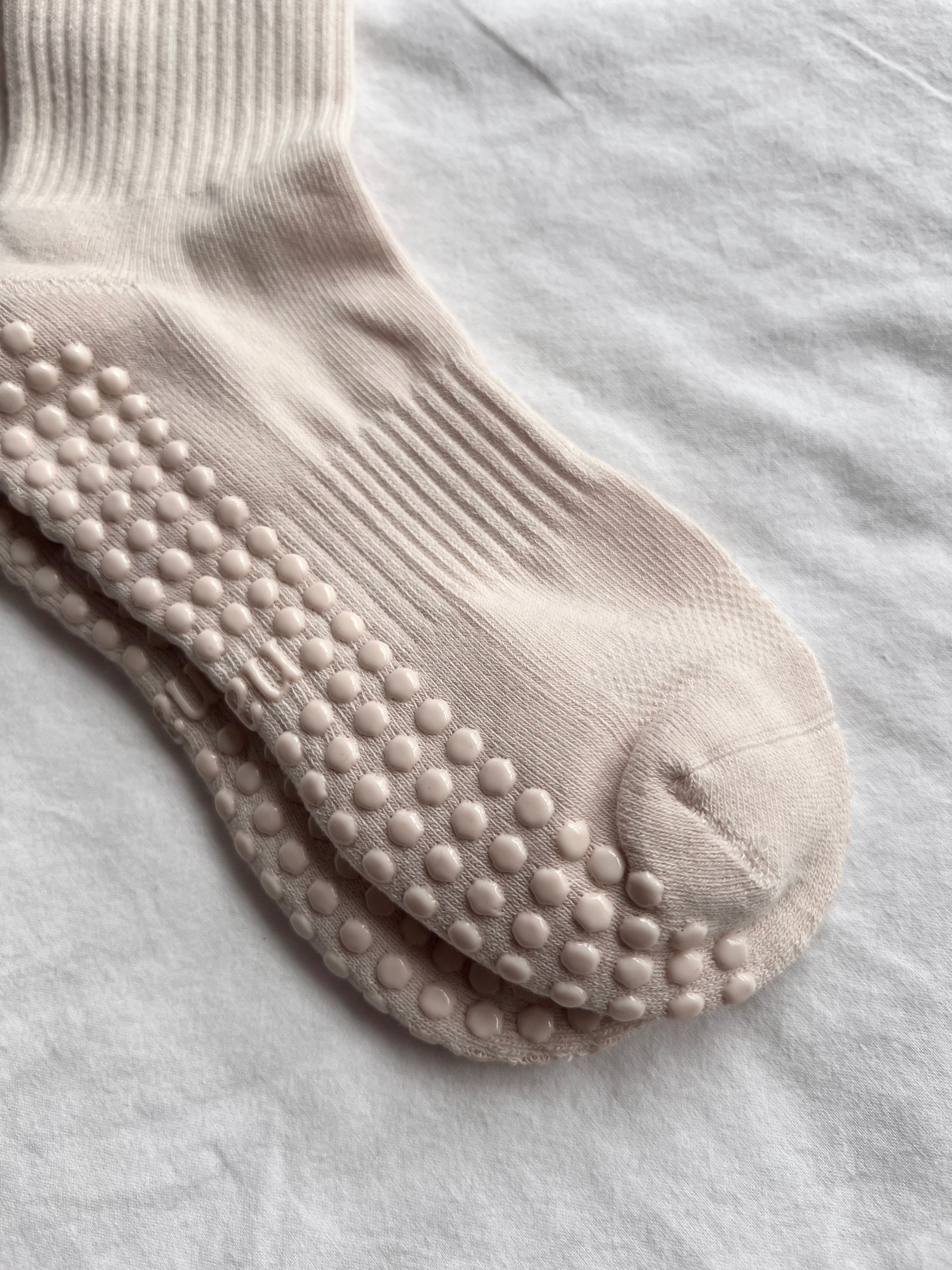 Essential Crew Grip Socks