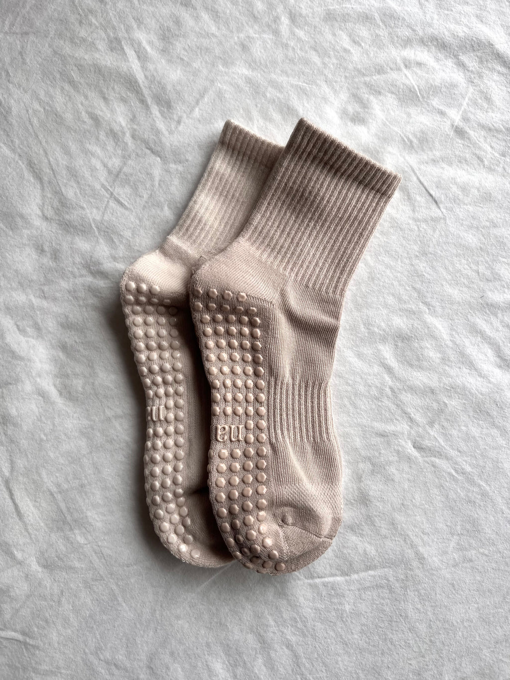 Essential Crew Grip Socks